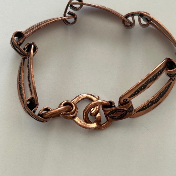 Vintage 1970's Copper Bracelet, Native American - Picture 6 of 8